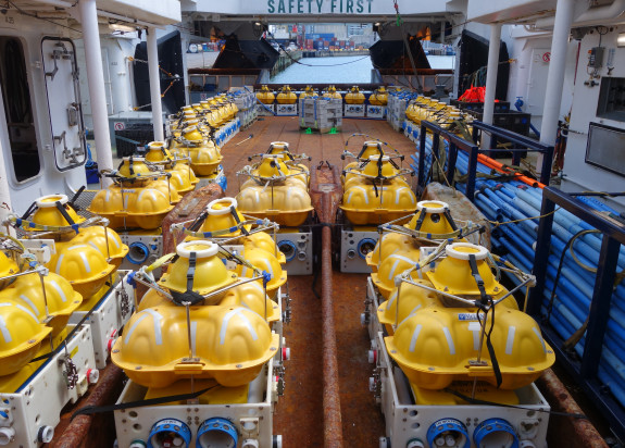 Ocean Bottom Electro Magnetic instruments on the RV Tangaroa